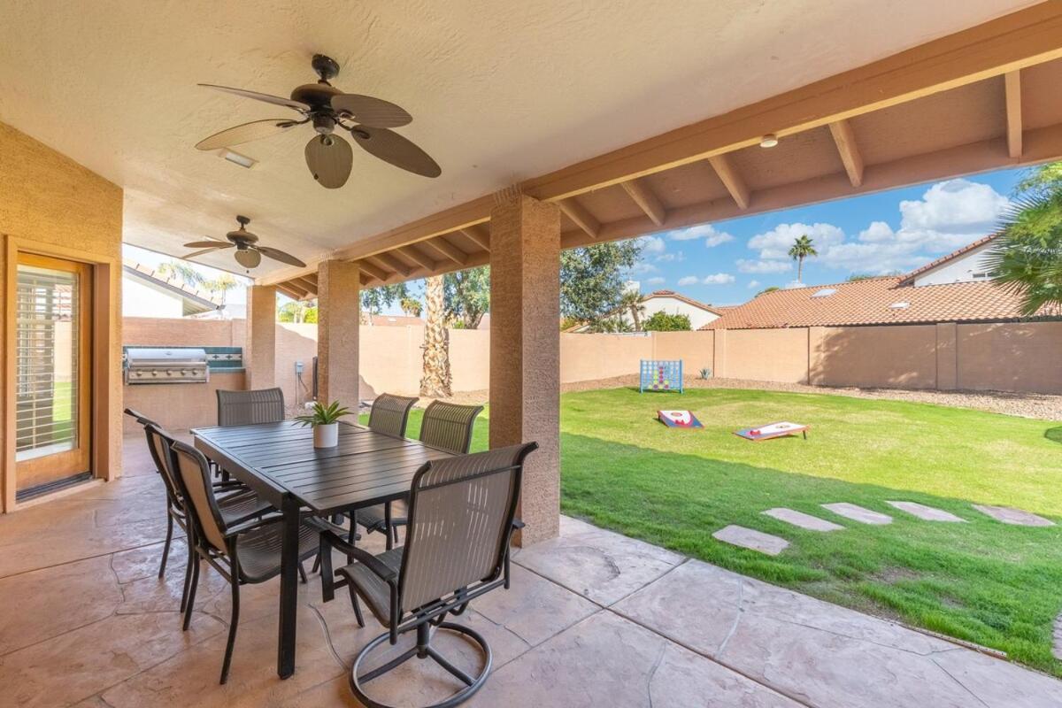 Holiday home Entertainer's Dream! 7 Bedroom/4 Bath W Heated Pool & *